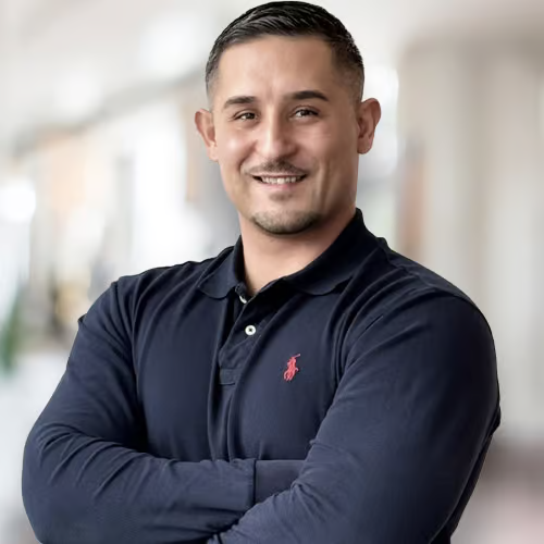 Mönchengladbacher SEO Freelancer Goran Stanojevic berät Kunden persönlich und strategisch für nachhaltige Ergebnisse